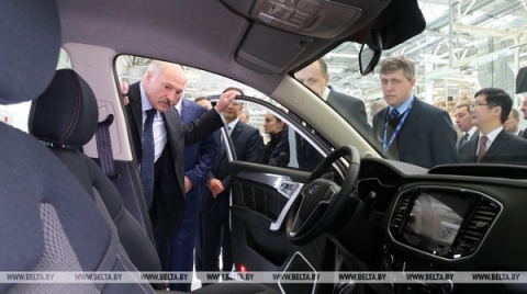 «Это будет самая большая реклама». Как мечта Лукашенко превратила «Джили» в народный автомобиль