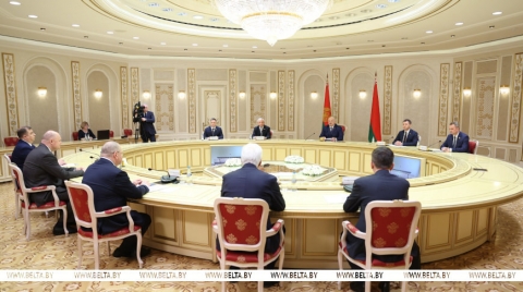 &quot;Надо ориентироваться на свое&quot;. Лукашенко о ключевом аспекте сотрудничества с Россией