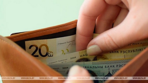 Лукашенко подписал указ о мерах по обеспечению своевременной выплаты зарплаты