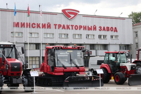 Лукашенко посещает сегодня Минский тракторный завод