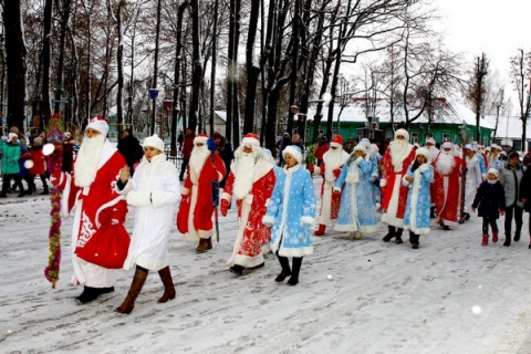Приглашаем климовчан на торжественное зажжение огней на главной елке города