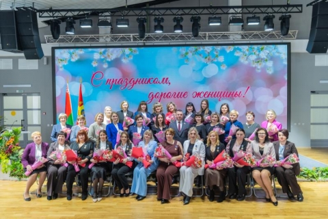 &laquo;Мои дети &ndash; это крылья за спиной&raquo;: орден Матери вручили восьми жительницам Могилевщины