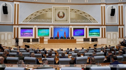 Мужской разговор, место народной силы и урановое безумие. Акценты памятной недели Президента