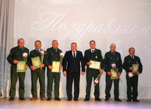 В районном центре культуры состоялось торжество, посвященное Дню работников леса